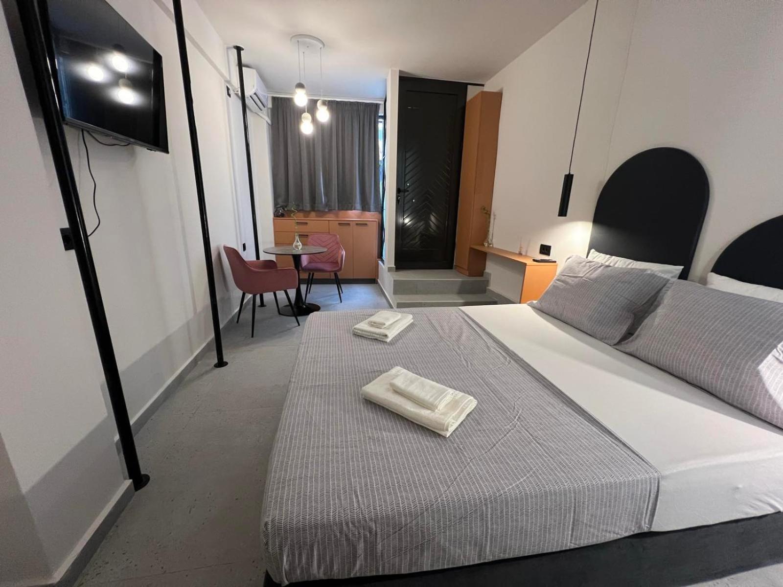Apartment Falirou Athene Buitenkant foto