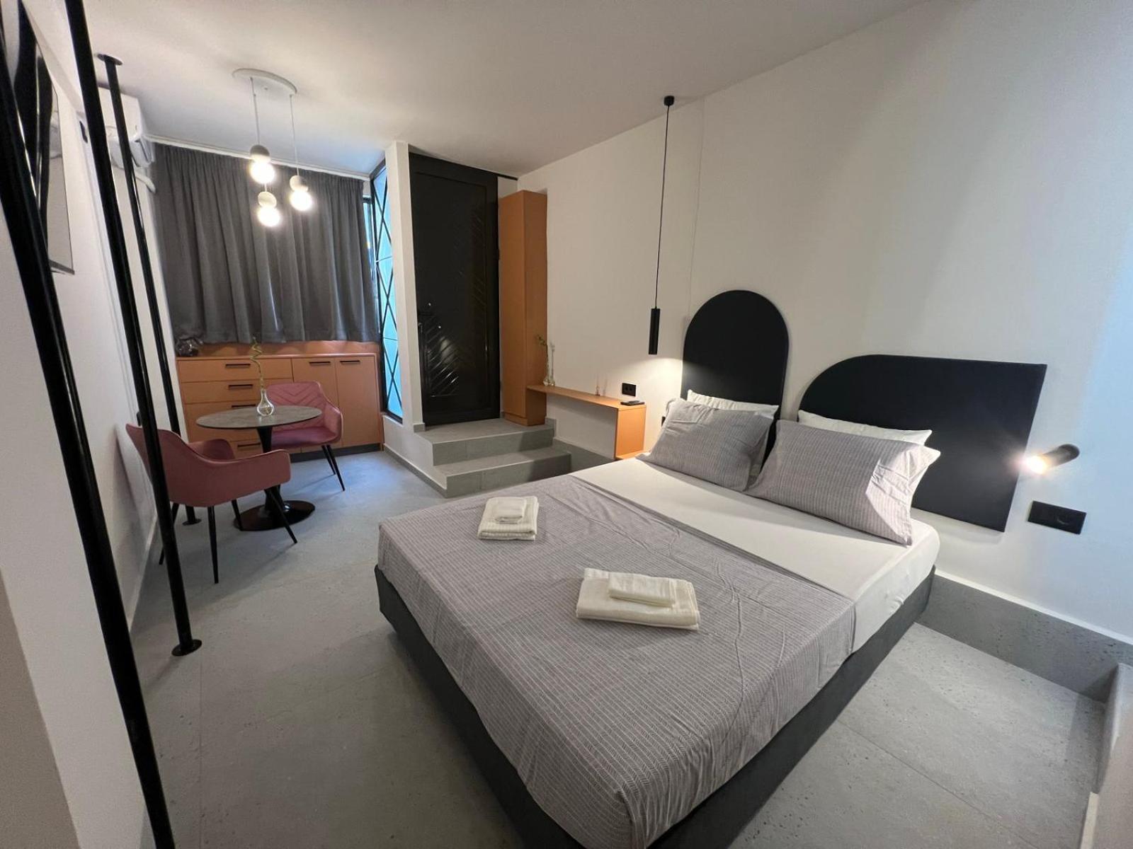 Apartment Falirou Athene Buitenkant foto
